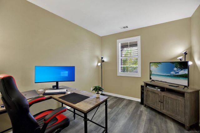 2496 Newgrove Pl, Escondido, CA 92027