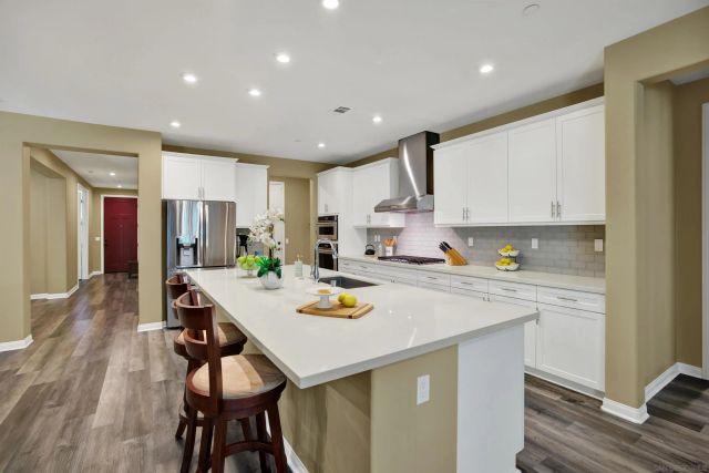 2496 Newgrove Pl, Escondido, CA 92027