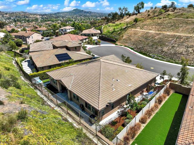 2496 Newgrove Pl, Escondido, CA 92027