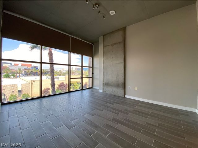 353 East Bonneville Avenue 339, Las Vegas, NV 89101