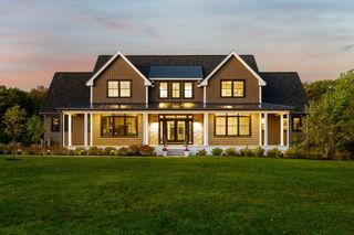 6 Shipwright Way, Newington, NH 03801