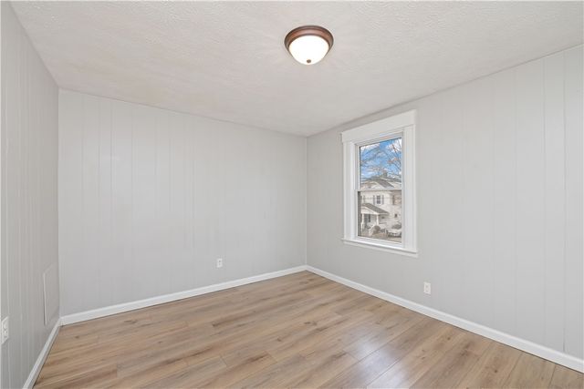 178 Cummings Street, Rochester, NY 14609