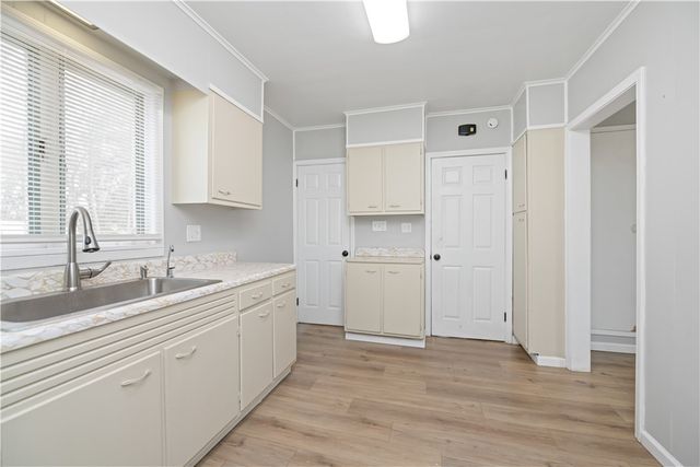 178 Cummings Street, Rochester, NY 14609