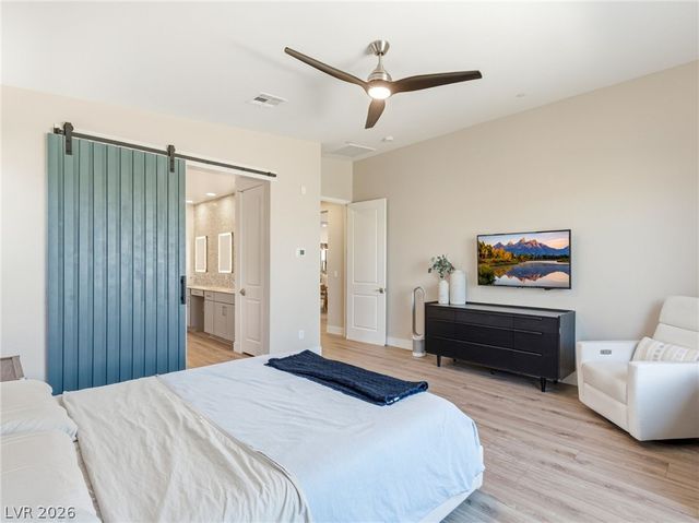 10054 Egan Valley Street, Las Vegas, NV 89166