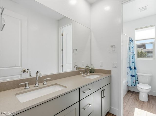 10054 Egan Valley Street, Las Vegas, NV 89166