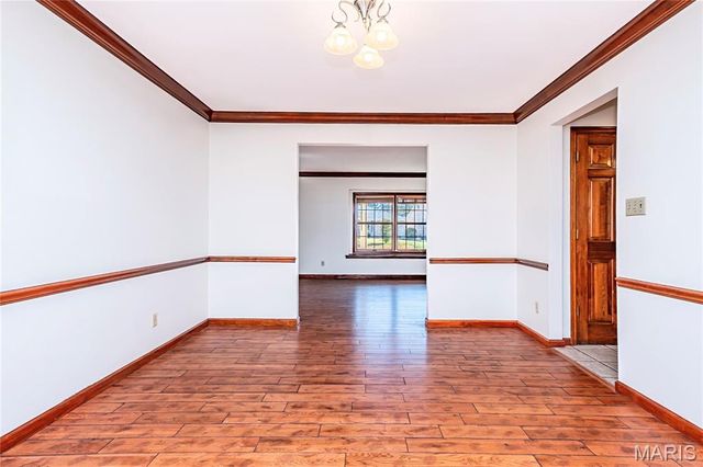 5137 Carriage Trace Drive, St Louis, MO 63128