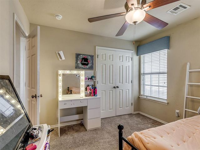 320 Madison Place Drive, Moore, OK 73160