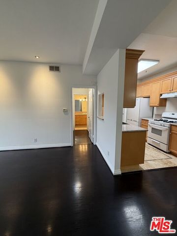 87 S Allen Avenue 204, Pasadena, CA 91106