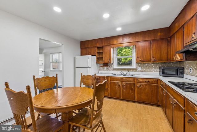 4745 DUFFIELD RD, White Plains, MD 20695