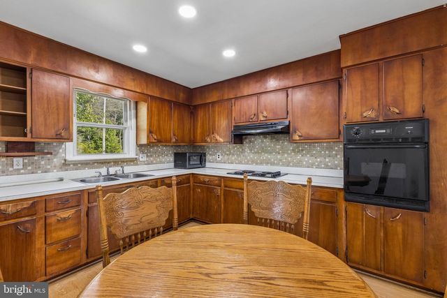 4745 DUFFIELD RD, White Plains, MD 20695