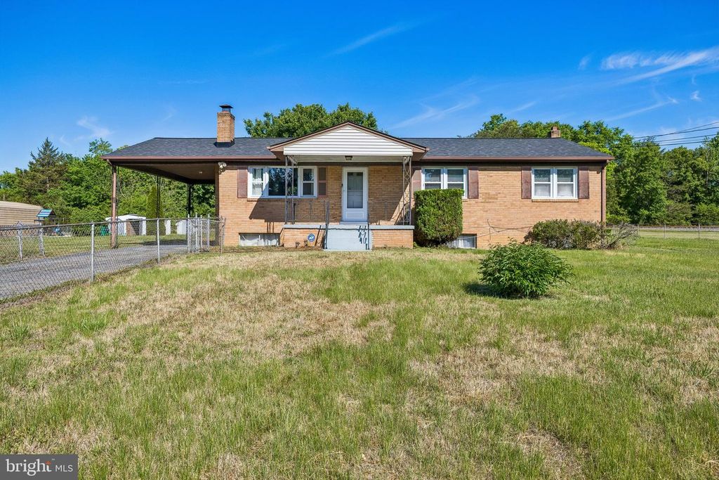 4745 DUFFIELD RD, White Plains, MD 20695