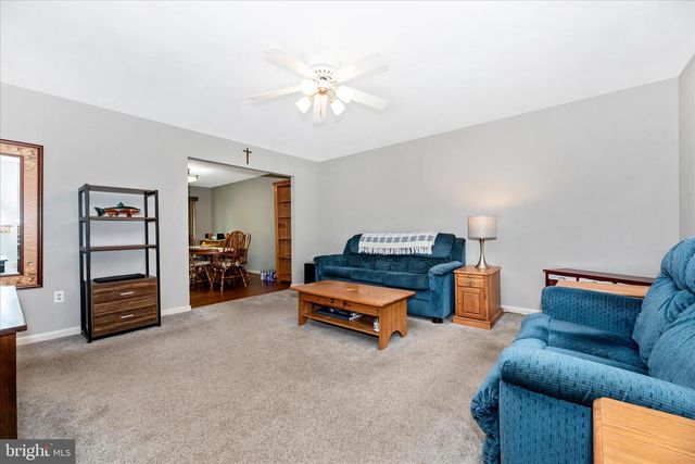 7554 WATKINS DR, Sykesville, MD 21784