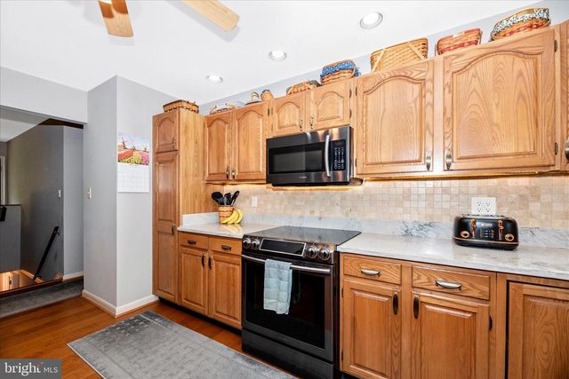 7554 WATKINS DR, Sykesville, MD 21784