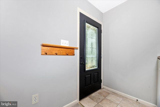 7554 WATKINS DR, Sykesville, MD 21784