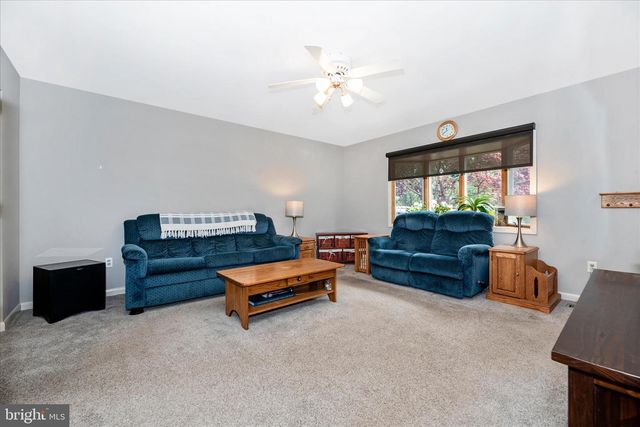 7554 WATKINS DR, Sykesville, MD 21784