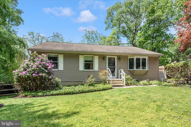 7554 WATKINS DR, Sykesville, MD 21784