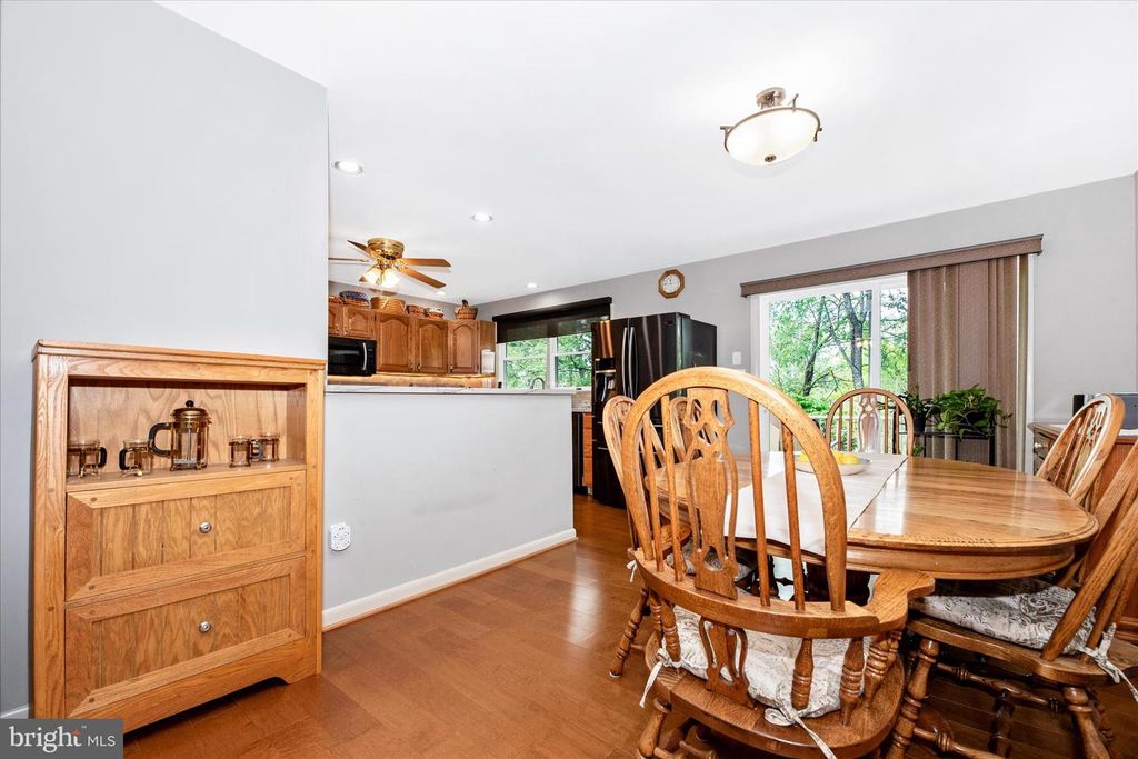 Image 8 of property listing at 7554 WATKINS DR, Sykesville, MD 21784