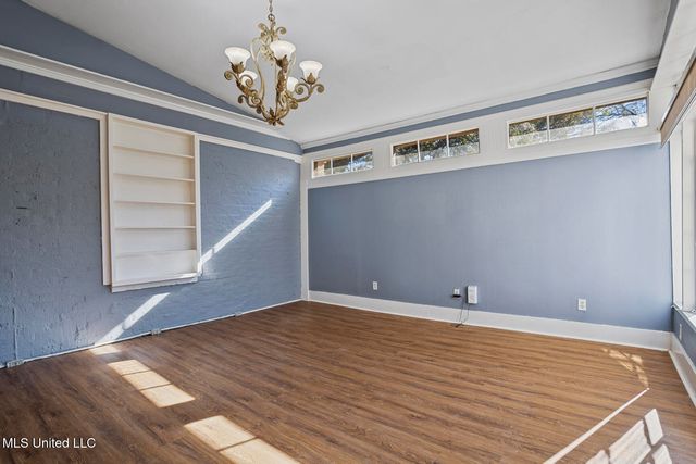 901 Fairview Street, Jackson, MS 39202