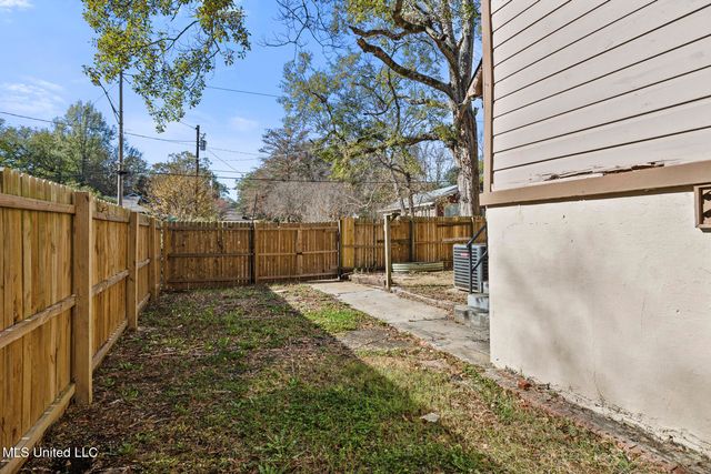 901 Fairview Street, Jackson, MS 39202