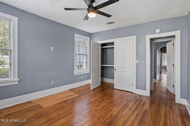 901 Fairview Street, Jackson, MS 39202