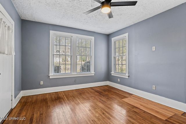 901 Fairview Street, Jackson, MS 39202