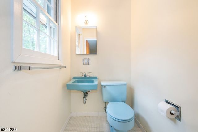 13 Spruce St, Hanover Twp., NJ 07927