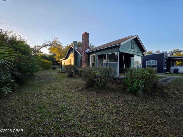 209 N Cove Boulevard, Panama City, FL 32401