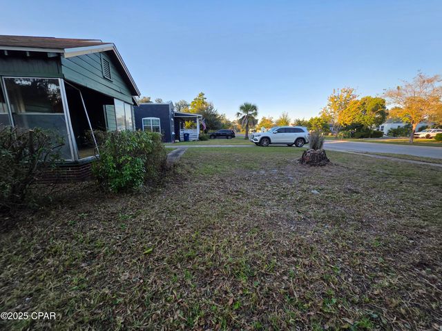 209 N Cove Boulevard, Panama City, FL 32401