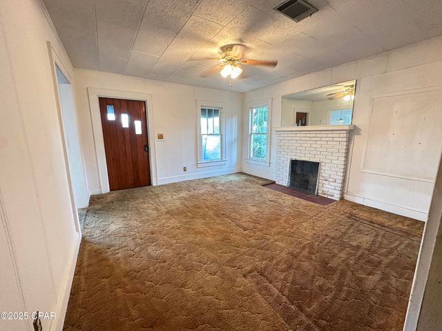 209 N Cove Boulevard, Panama City, FL 32401