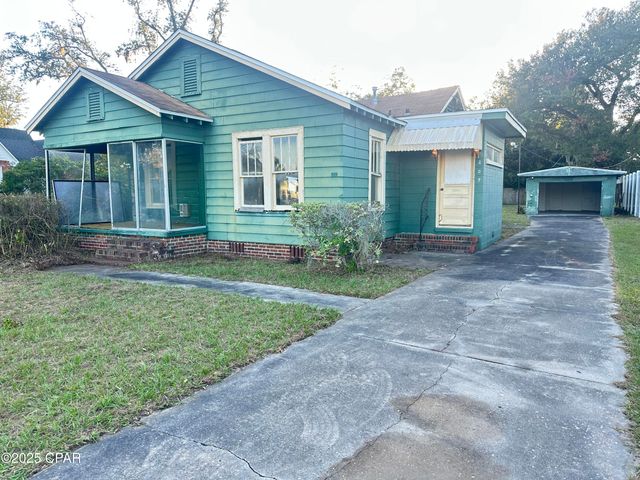 209 N Cove Boulevard, Panama City, FL 32401