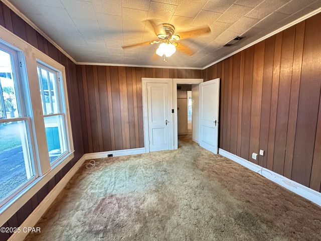 209 N Cove Boulevard, Panama City, FL 32401