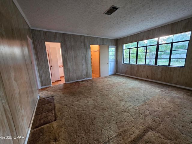 209 N Cove Boulevard, Panama City, FL 32401