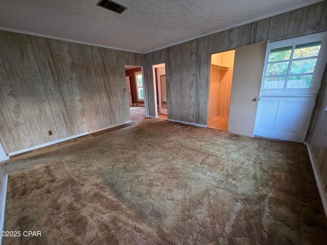 209 N Cove Boulevard, Panama City, FL 32401