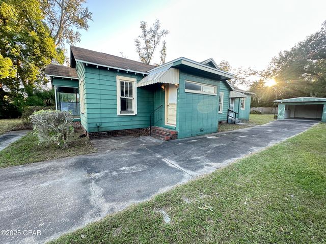 209 N Cove Boulevard, Panama City, FL 32401