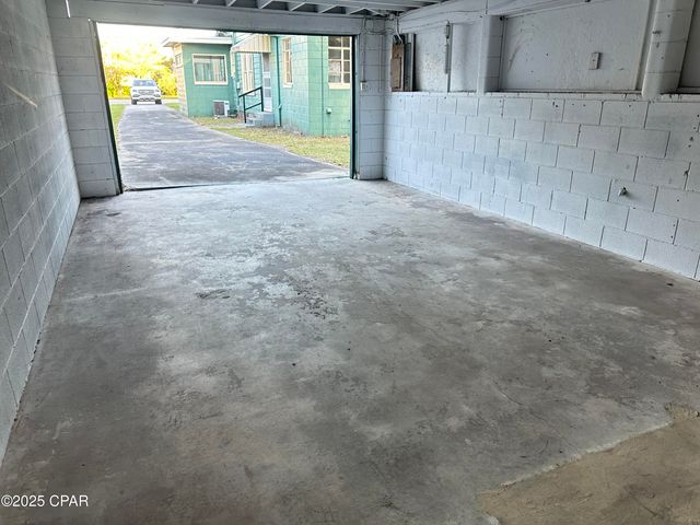 209 N Cove Boulevard, Panama City, FL 32401