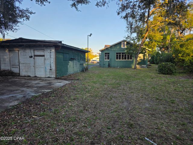 209 N Cove Boulevard, Panama City, FL 32401