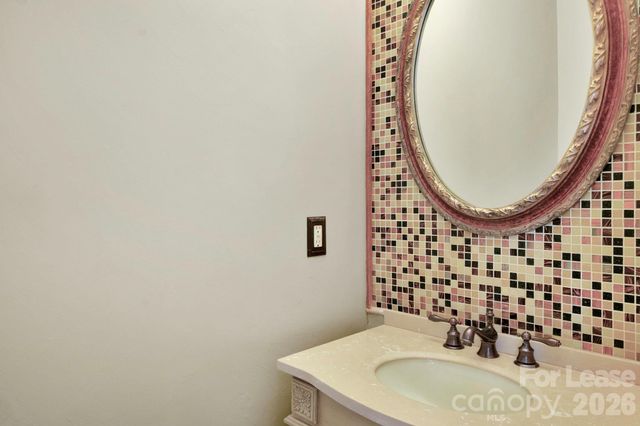 1202 Coachman Drive, Waxhaw, NC 28173
