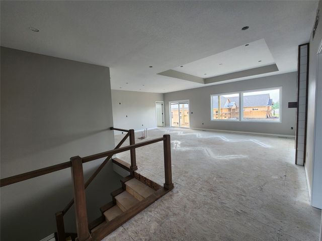 2516 N 9th Avenue E, Newton, IA 50208