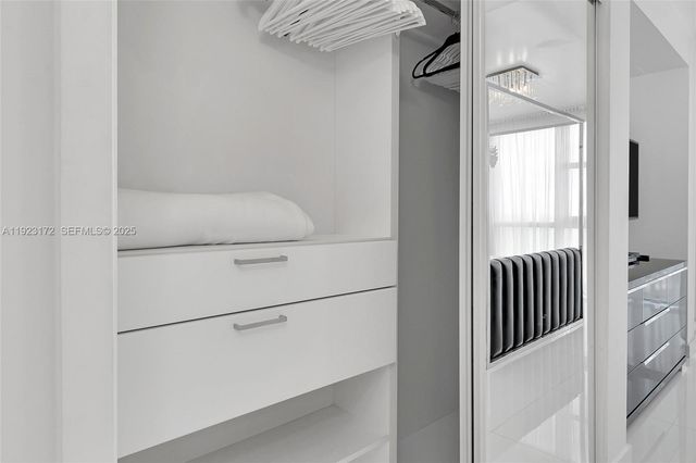 18201 Collins Ave 1002, Sunny Isles Beach, FL 33160