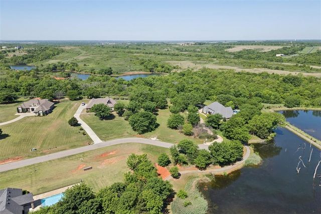 5401 Auburn Drive, Norman, OK 73072