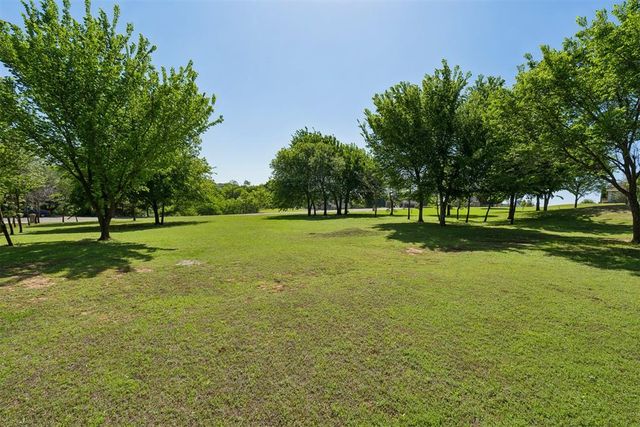 5401 Auburn Drive, Norman, OK 73072