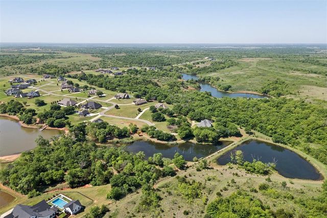5401 Auburn Drive, Norman, OK 73072
