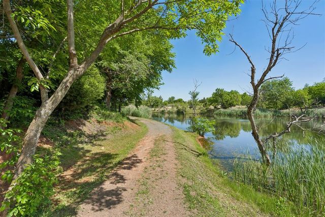 5401 Auburn Drive, Norman, OK 73072