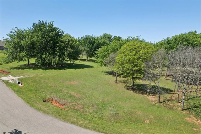 5401 Auburn Drive, Norman, OK 73072