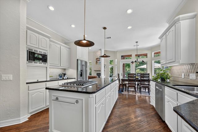 5204 Seville Lane, Flower Mound, TX 75028