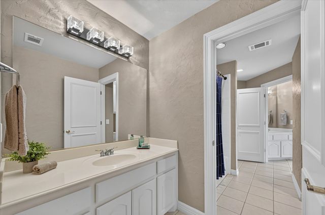 5204 Seville Lane, Flower Mound, TX 75028