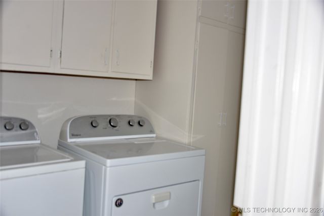 1215 Wade Wells Drive, Henryetta, OK 74437