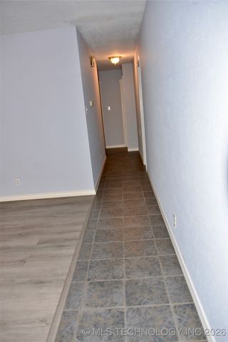 1215 Wade Wells Drive, Henryetta, OK 74437