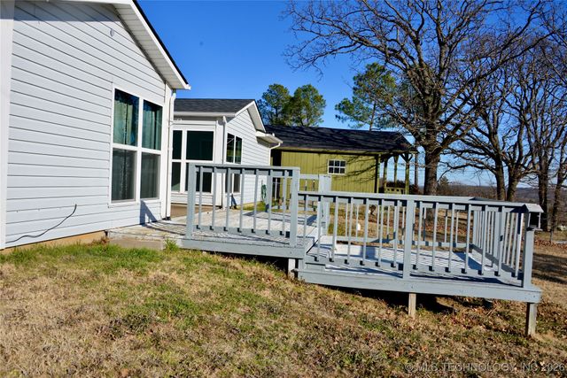 1215 Wade Wells Drive, Henryetta, OK 74437