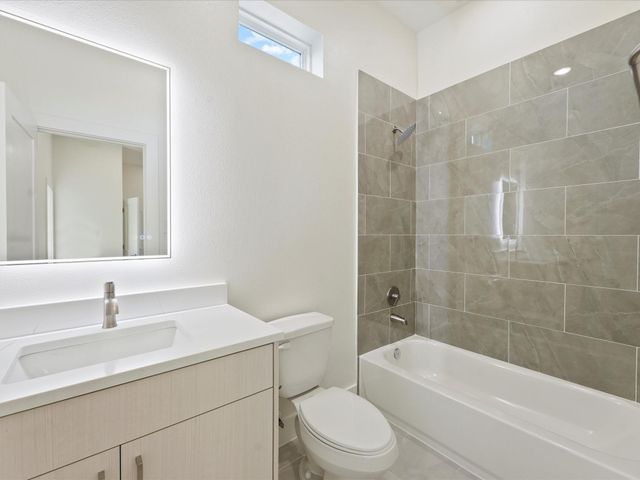 225 Noras Lane F, Houston, TX 77022